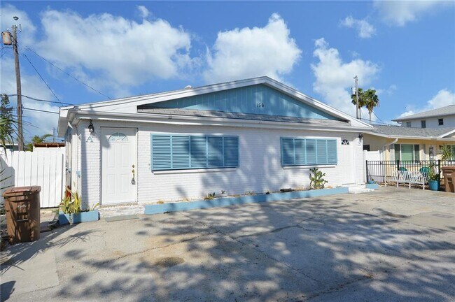 Building Photo - 156 146th Ave