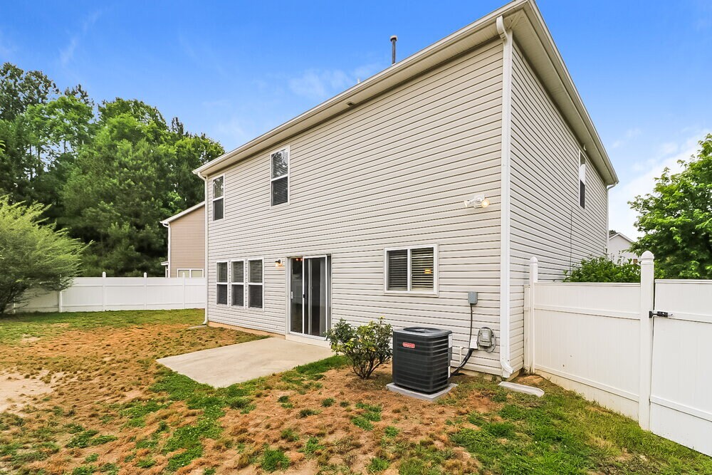 Building Photo - 3104 Cynthiana Ct