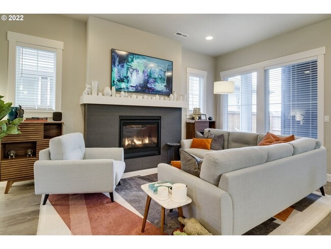 Building Photo - Beautiful Contemporary Home in Hillsboro near Reed's Crossing