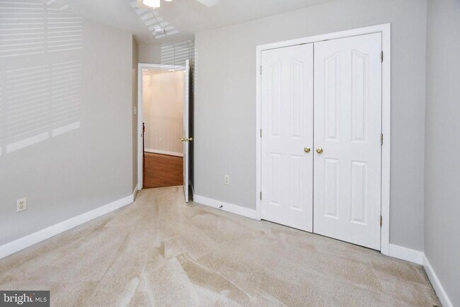 Building Photo - 13003 Belle Meade Trace
