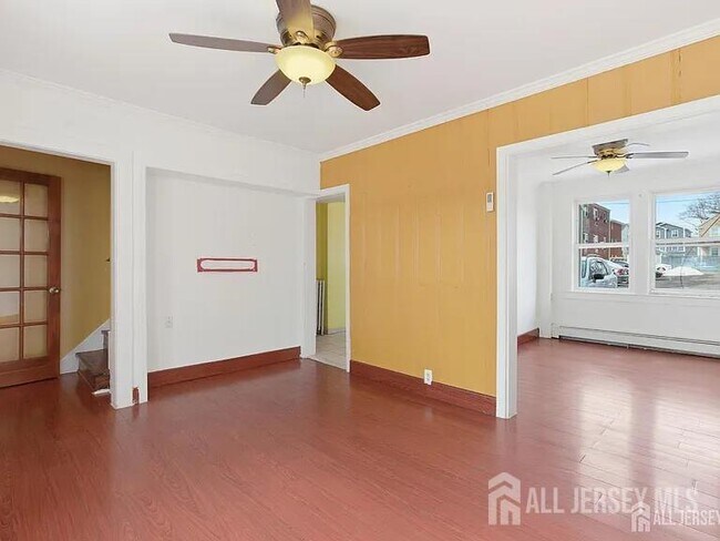 Building Photo - 25 Langley Pl