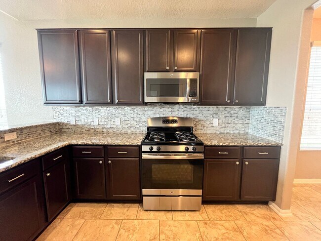 Building Photo - For Lease | 4 Bed, 3.5 Bath | 3,044 Sq Ft ...