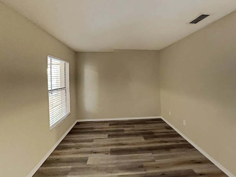 Building Photo - 137 Alameda Dr