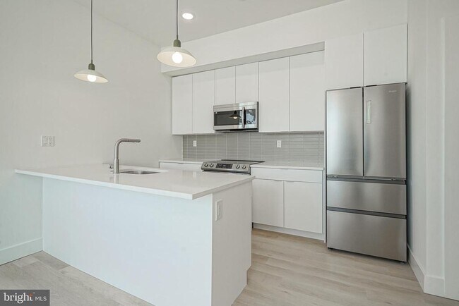 Building Photo - 2654 Coral St