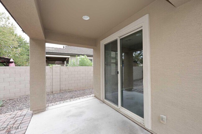 Building Photo - 11020 E Shepperd Ave