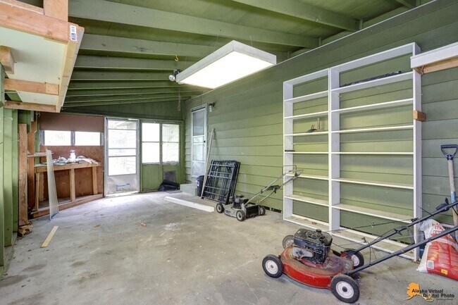 Building Photo - 3992 Baxter Rd