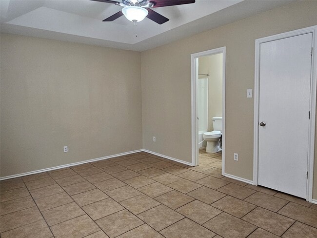 Building Photo - 500 Birch Cluster Ct