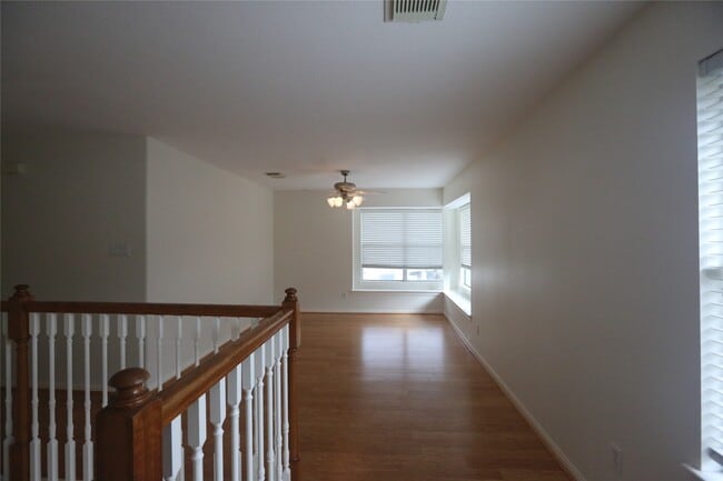 Building Photo - 1611 Candleston Ln