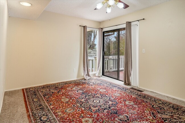 Building Photo - 29295 Glacier Dr