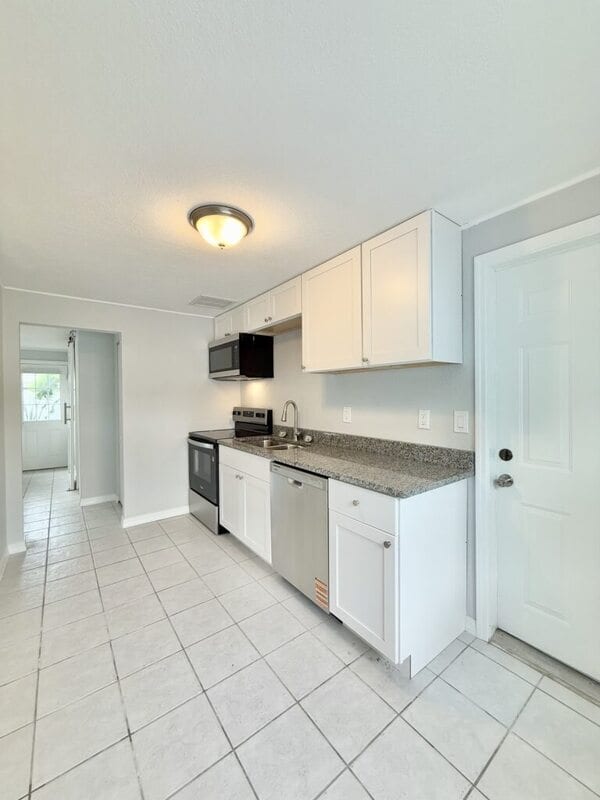 Building Photo - 15613 Gulf Blvd