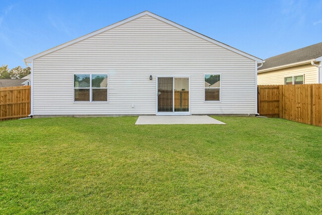 Building Photo - 131 Dorian Lp