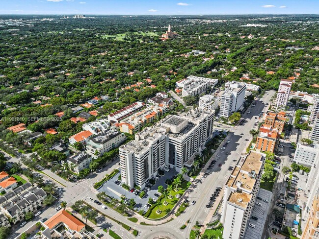 Building Photo - 600 Biltmore Way