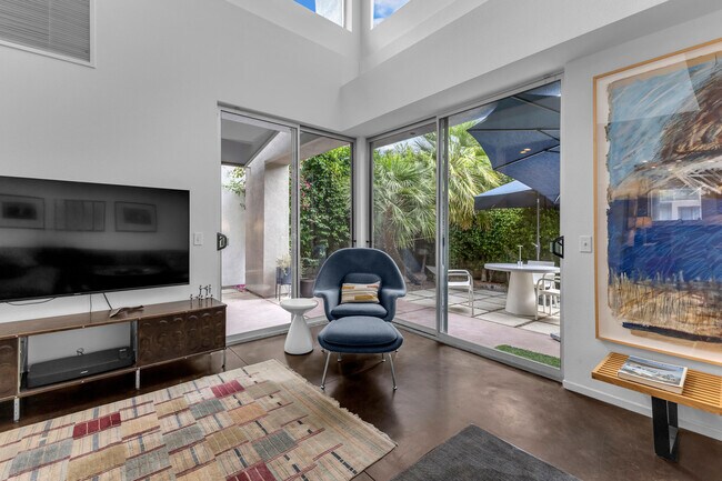 Building Photo - 3574 Penny Ln