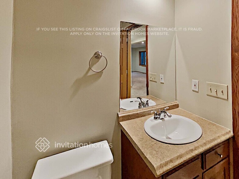 Building Photo - 1937 Oakland Rd