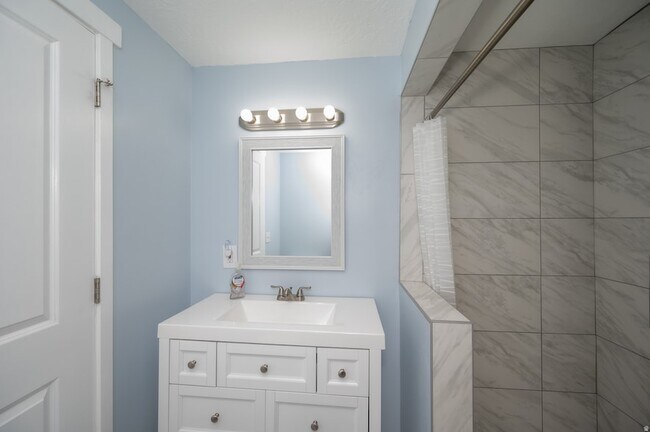 Building Photo - 4112 E Gazelle Run