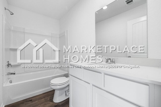 Building Photo - 22 Cedarwood Dr