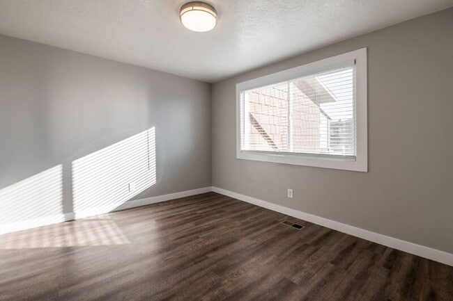 Building Photo - 2797 W 5500 S