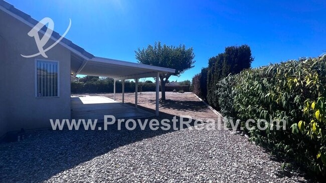 Building Photo - 15095 Laurelwood Pl