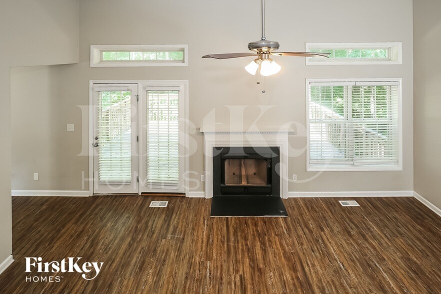 Building Photo - 4912 Heritage Woods Ct