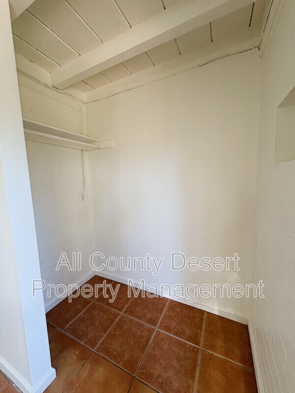 Building Photo - 44651 San Pascual Ave