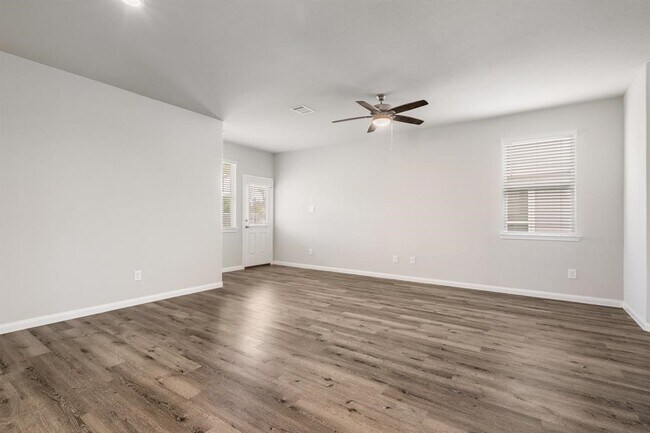 Building Photo - 2580 Westslope Dr