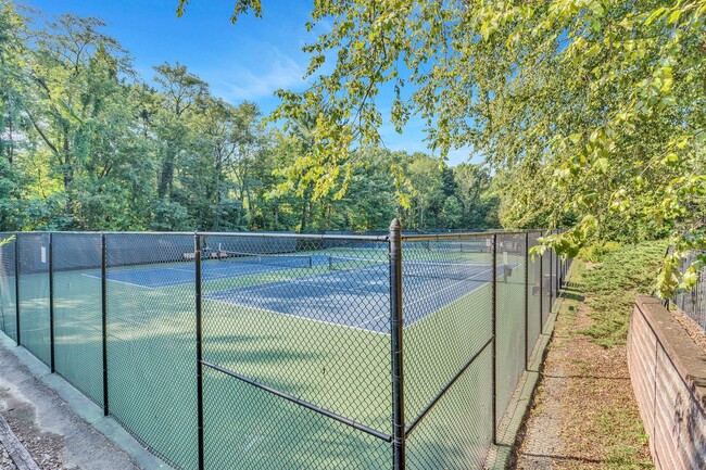 Building Photo - 11041 Villaridge Ct