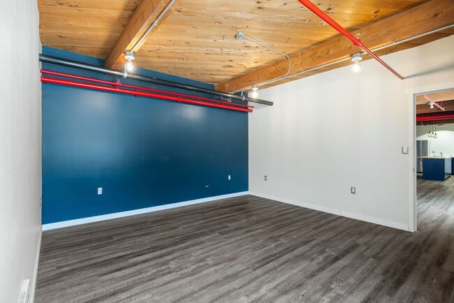 Building Photo - 1Bd/1Ba Seattle Unit