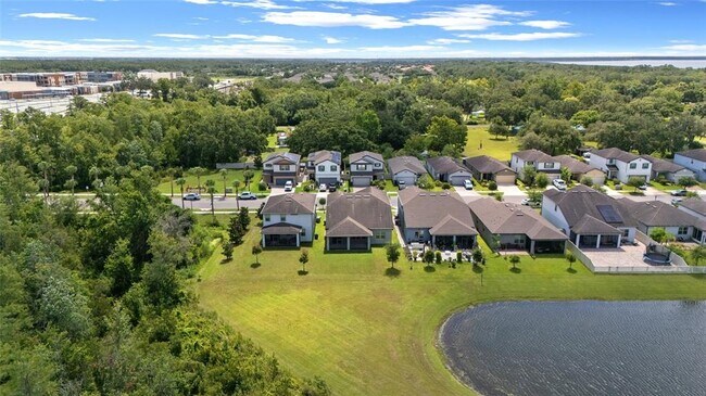 Building Photo - 2880 E Lake Pointe Dr
