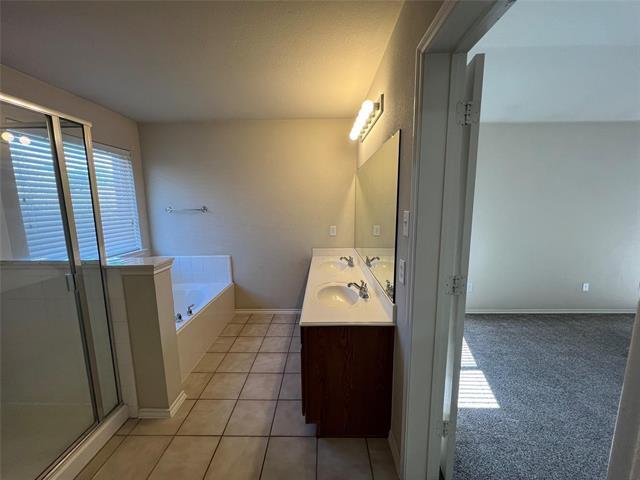 Building Photo - 717 Mahogany Dr