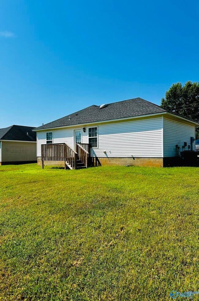 Building Photo - 199 Tanner Point Dr