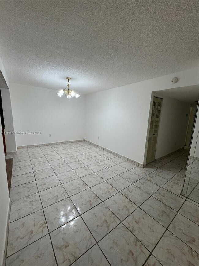 Building Photo - 6841 SW 147th Ave
