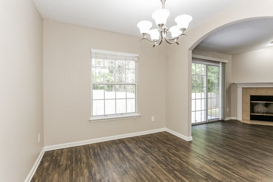 Building Photo - 2743 Cold Creek Blvd
