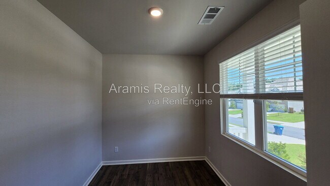Building Photo - 7670 Demeter Dr