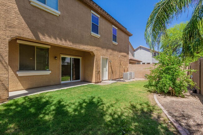 Building Photo - Gorgeous 3 bed/2 bath in Power Ranch!