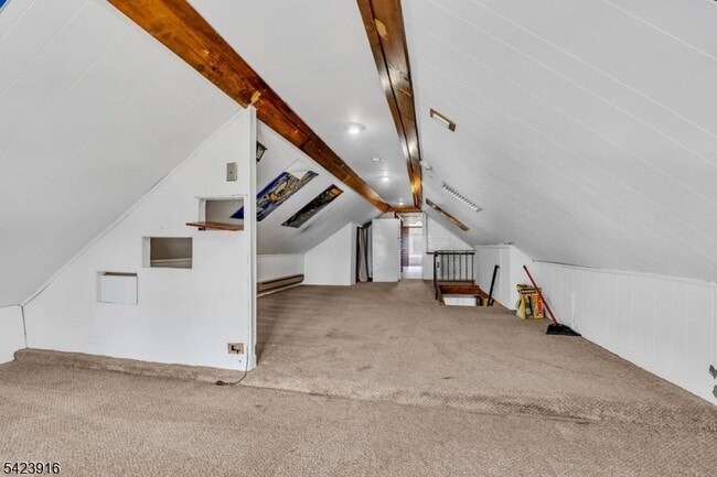 Building Photo - 633 McGillvray Pl