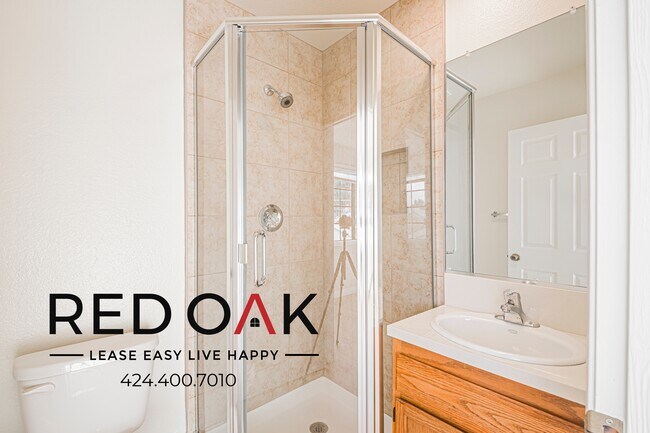 Building Photo - 4651 Cahuenga Blvd