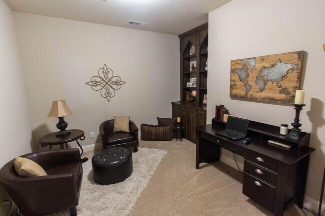 Building Photo - 1605 Brook Glen Dr