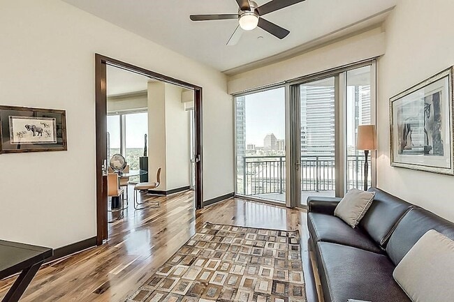 Building Photo - 1600 Post Oak Blvd