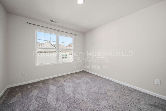 Building Photo - 808 Gable Oak Ln