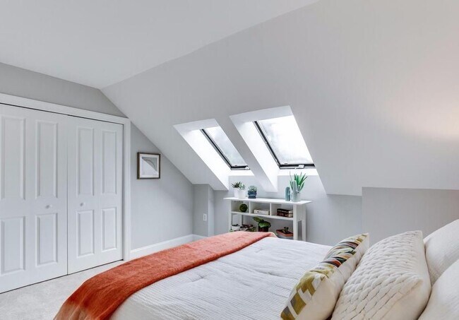 Bedroom #2 - 1400 East Capitol St NE