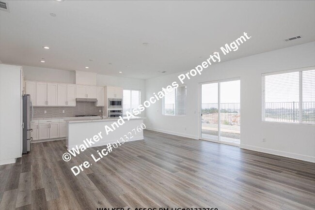 Building Photo - 5812 Lady Bells Dr