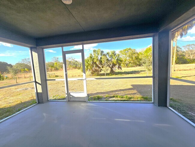 Building Photo - 2447 NW 5th St