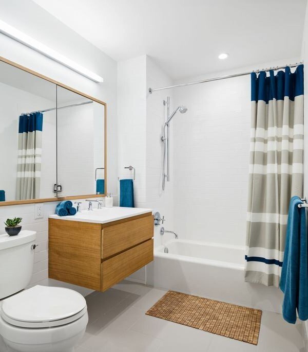 Building Photo - 77 W 24 St