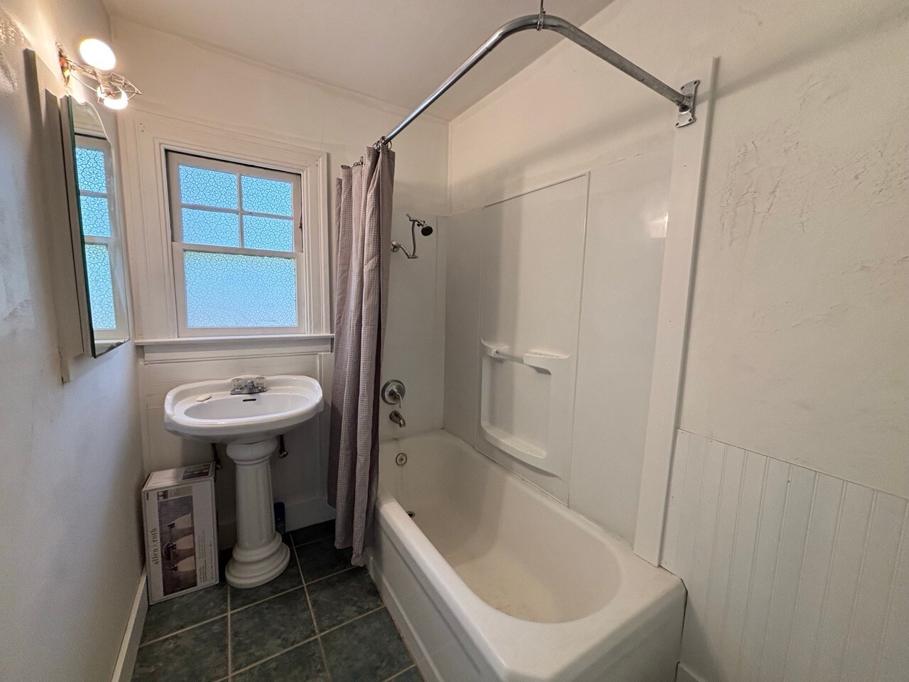 Building Photo - 2896 Coloma St