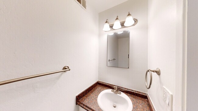 Building Photo - 402 Alameda del Prado