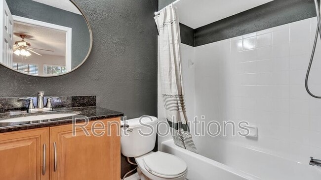 Building Photo - 3275 Haviland Ct