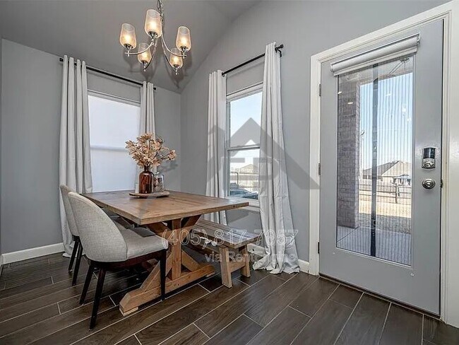 Building Photo - 15740 Caney Dr