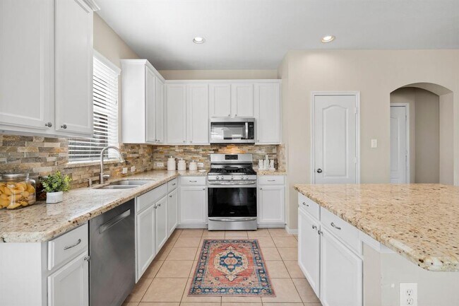 Building Photo - 2943 Smokey Forest Ln