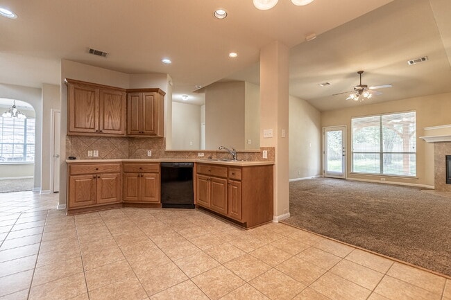 Building Photo - 630 Hookberry Trail