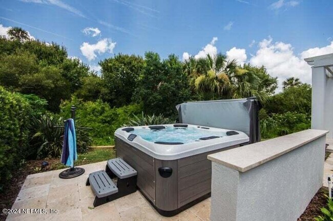 Building Photo - 110 Overlook Dr